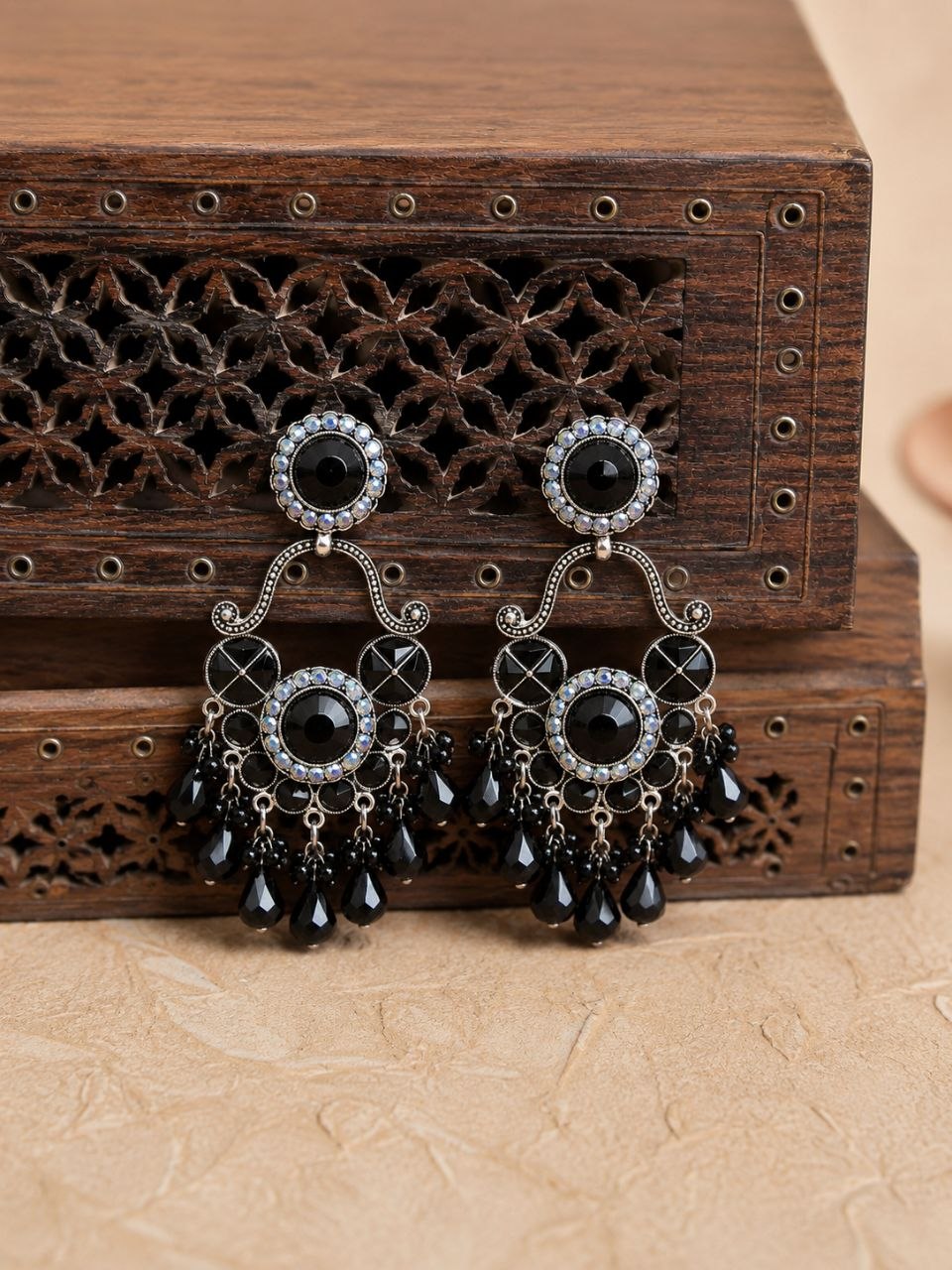 Black Pearl Drops