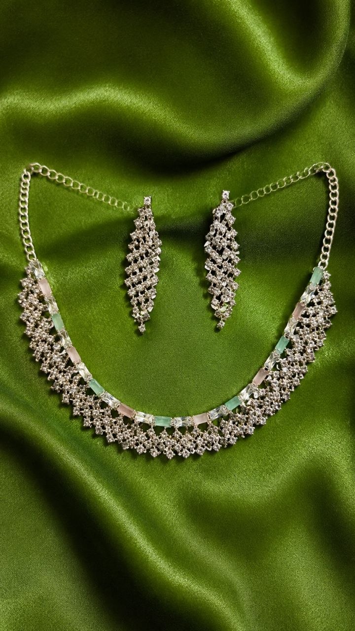 Velvet Vow Choker